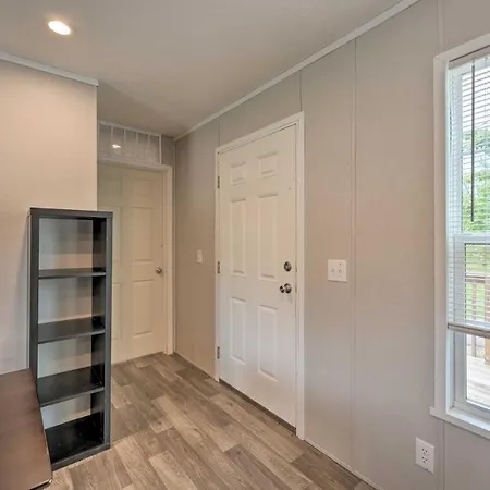 Villa Cassopolis Escape, Near Stevens Memorial Park